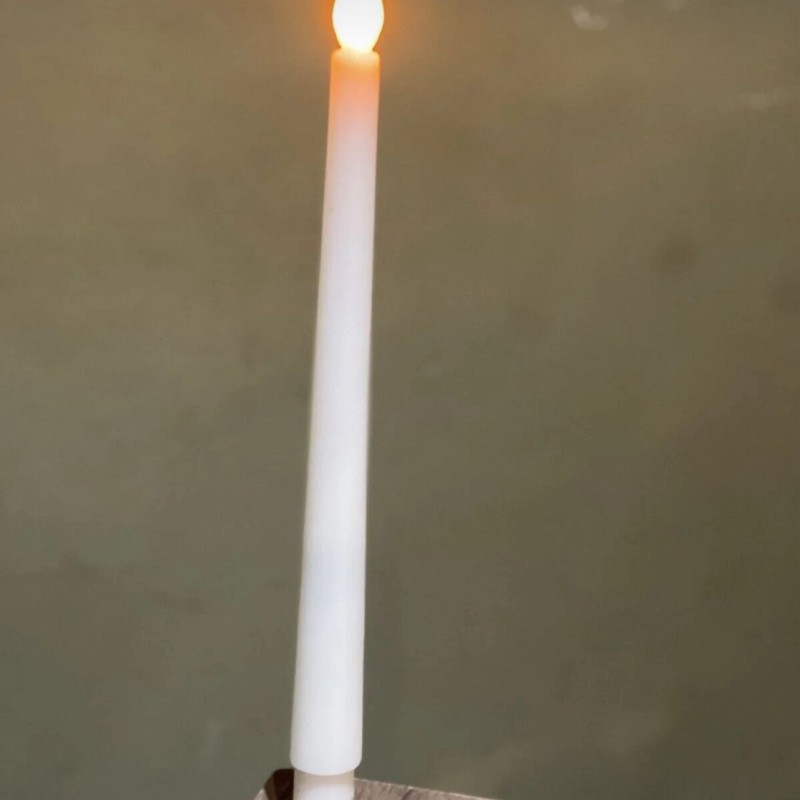 Pilli Beyaz  Led  Şamdan Mumu 28 Cm ( 1 Adet)