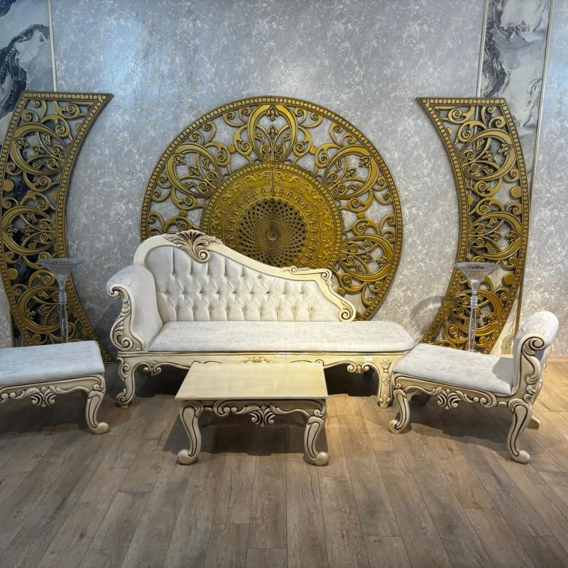 Beyaz Safiye Sultan Taht