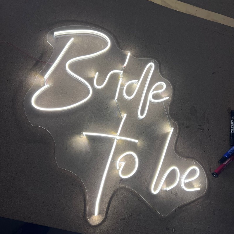 Bride To Be - 70x65