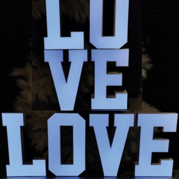 Işıklı Love Yazı Işıklı Love Yazı