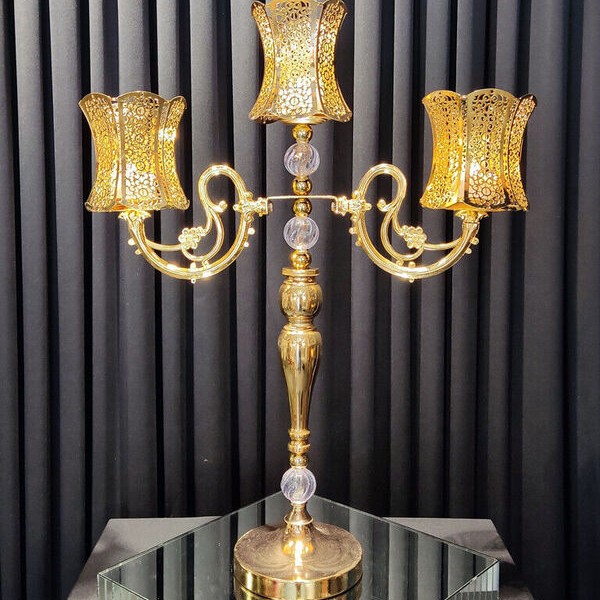 LALE ÜÇ KOL ŞAMDAN LALE ÜÇ KOL ŞAMDAN