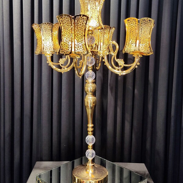 LALE BEŞ KOL ŞAMDAN LALE BEŞ KOL ŞAMDAN