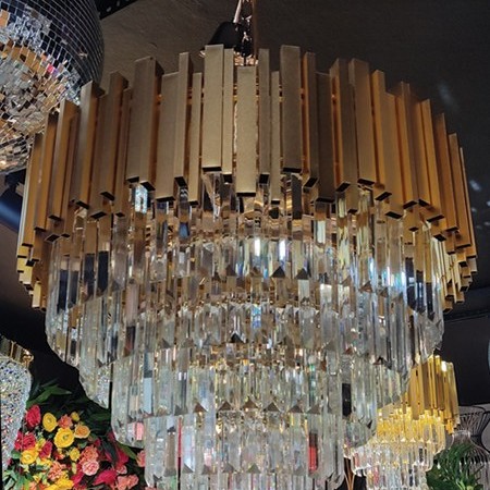 Metal Kritsal Dik Taşlı Avize 60x50 Metal Kritsal Dik Taşlı Avize 60x50