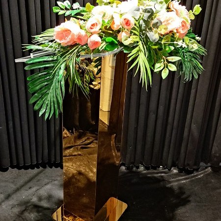 Plexi Ayna Lüx Kürsü