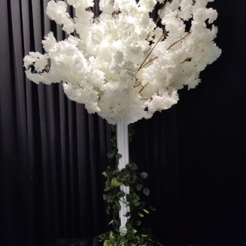 Metal Gövdeli Çiçek