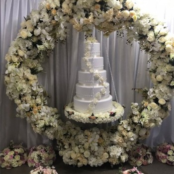 Kalpli Pasta Arabası Kalpli Pasta Arabası