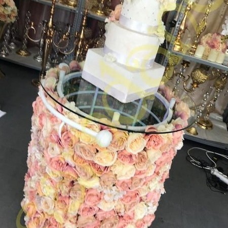 Çiçekli Pasta Arabası Çiçekli Pasta Arabası